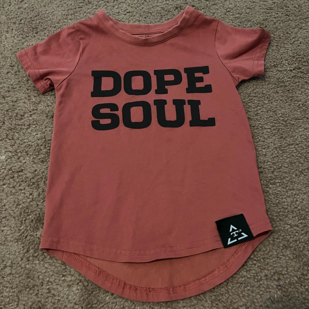 Trilogy tee